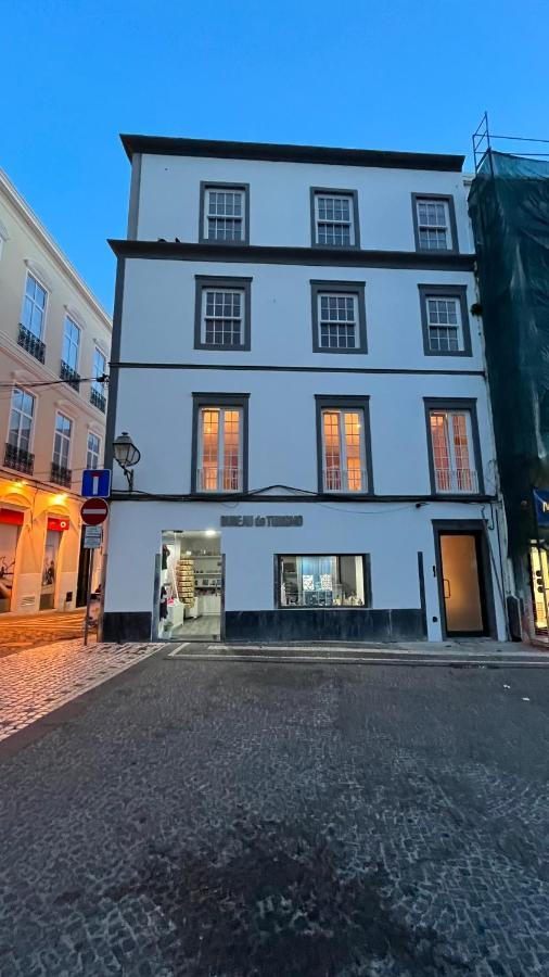 Matriz 55, Hostel & Suites Ponta Delgada  Exterior photo